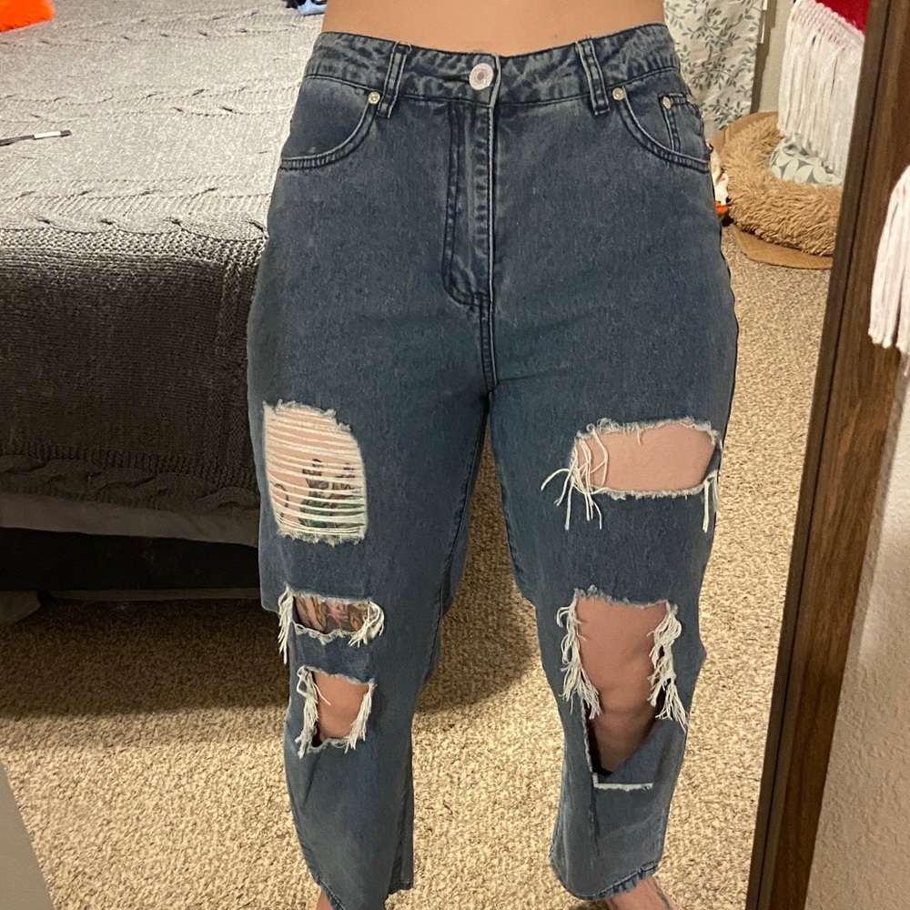 7/9 Distressed Blue Jeans